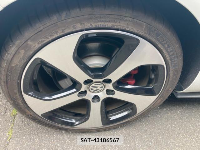 VolksWagen GOLF GTI 2014-03 7458826-5