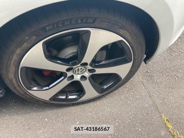 VolksWagen GOLF GTI 2014-03 7458826-6