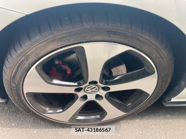 VolksWagen GOLF GTI 2014-03 7458826-7
