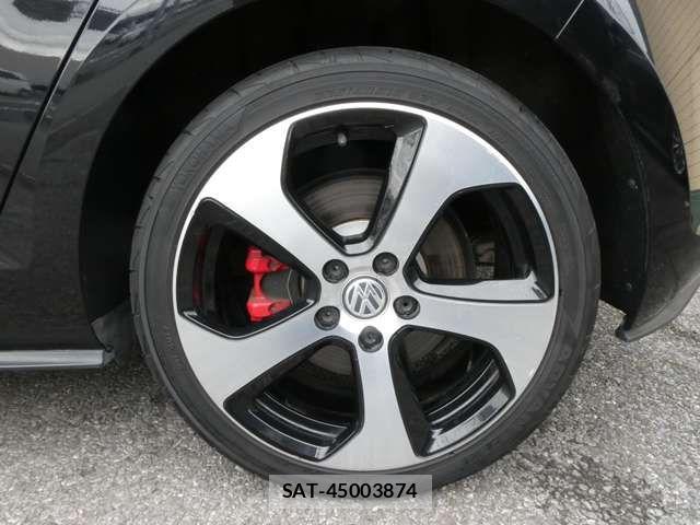 VolksWagen GOLF GTI 2016-11 7503712-7