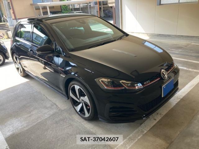 VolksWagen GOLF GTI 2017-08 7510449-1