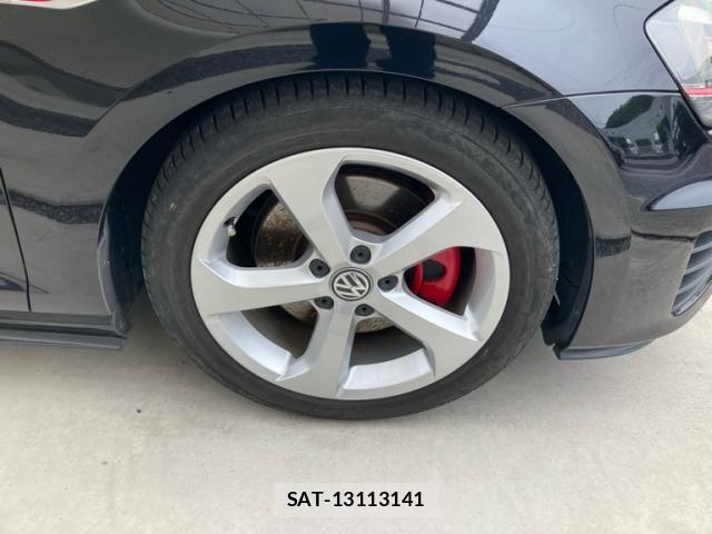 VolksWagen GOLF GTI 2014-09 7621325-11