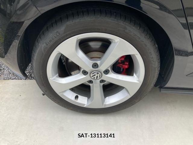 VolksWagen GOLF GTI 2014-09 7621325-12