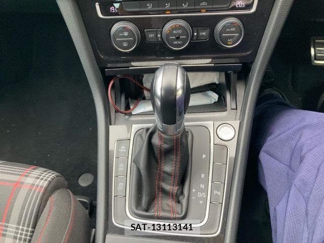 VolksWagen GOLF GTI 2014-09 7621325-17