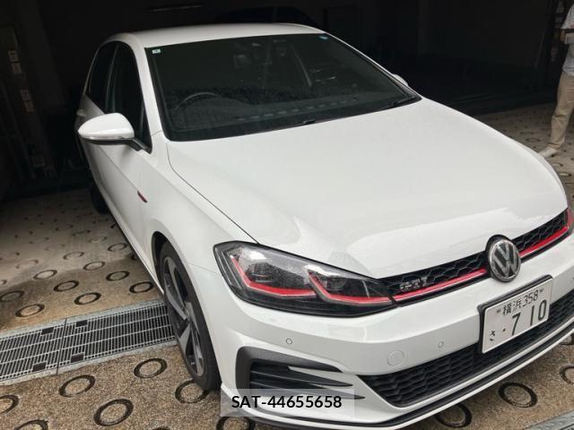 VolksWagen GOLF GTI 2018-03 7621323-1