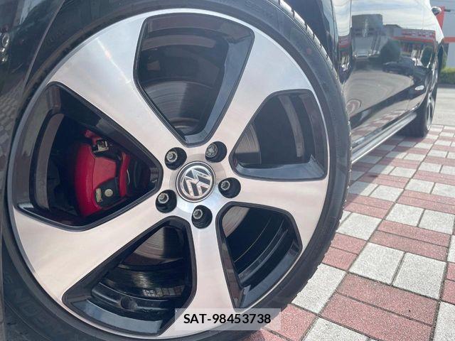 VolksWagen GOLF GTI 2016-09 7621322-13