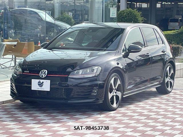 VolksWagen GOLF GTI 2016-09 7621322-16