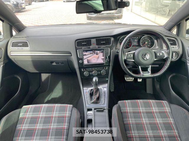 VolksWagen GOLF GTI 2016-09 7621322-1