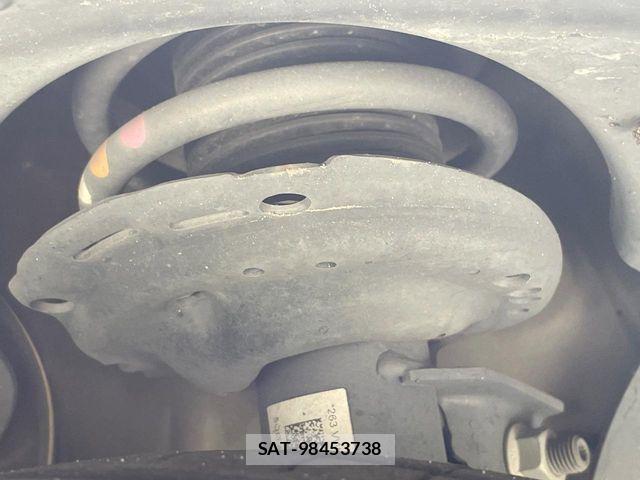VolksWagen GOLF GTI 2016-09 7621322-19
