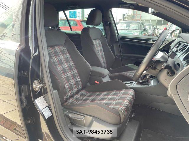 VolksWagen GOLF GTI 2016-09 7621322-8