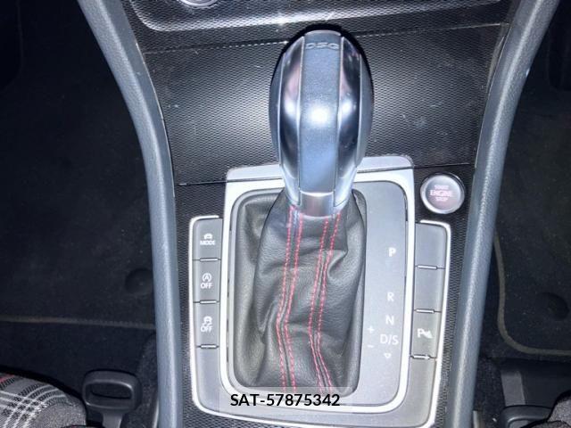 VolksWagen GOLF GTI 2016-02 7621324-20