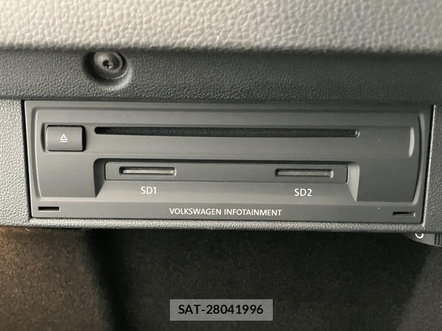 VolksWagen GOLF GTI 2015-03 7730708-5