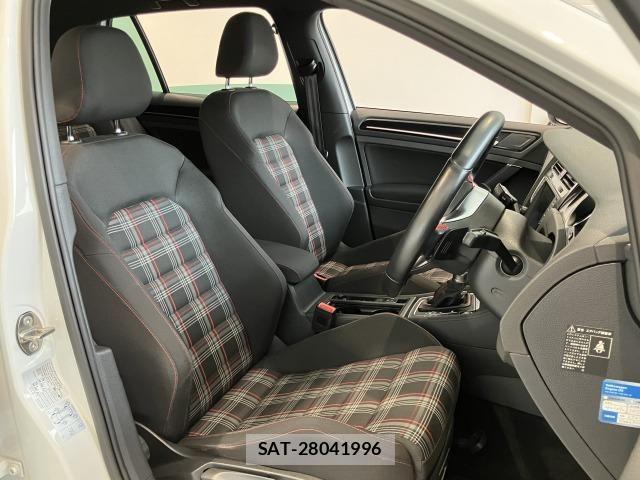 VolksWagen GOLF GTI 2015-03 7730708-7
