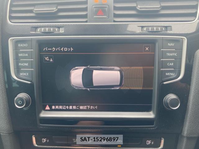 VolksWagen GOLF GTI 2015-01 7730706-19