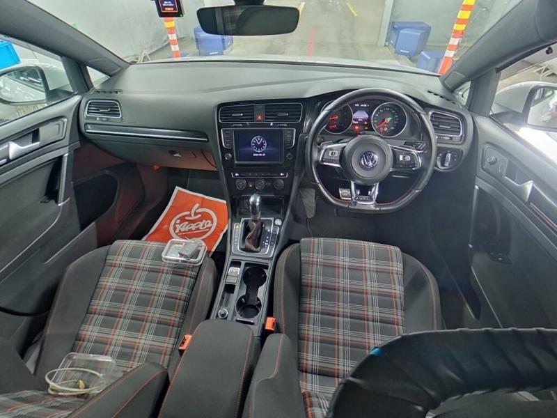 VolksWagen GOLF GTI 2016-11 7360470-4
