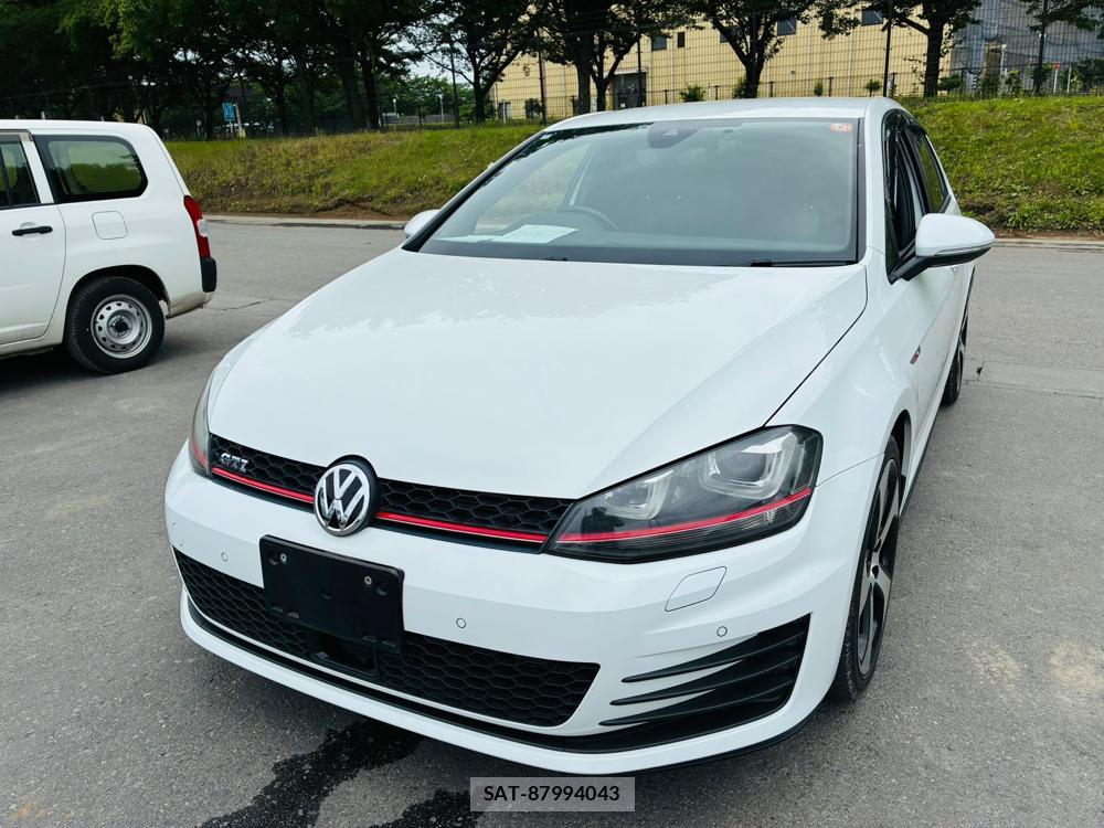 VolksWagen GOLF GTI 2016-11 7360470-0