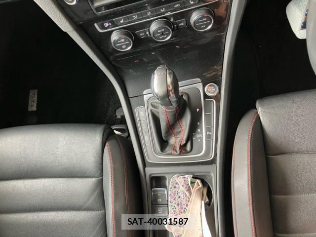 VolksWagen GOLF GTI 2014-04 7903627-14