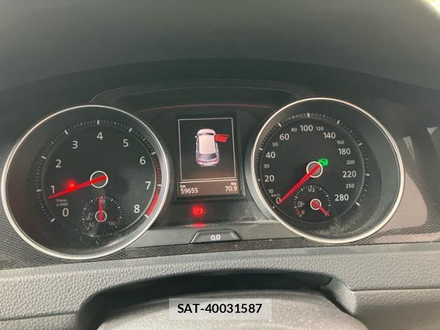 VolksWagen GOLF GTI 2014-04 7903627-20