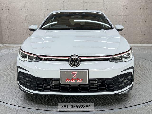 VolksWagen GOLF GTI 2022-01 7964386-6