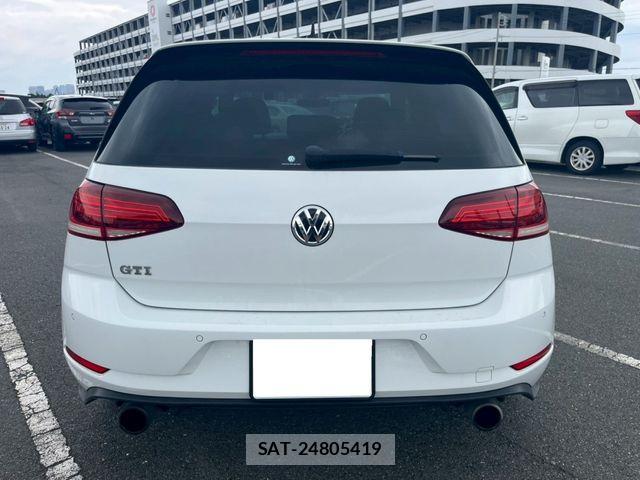 VolksWagen GOLF GTI 2017-05 7981567-6