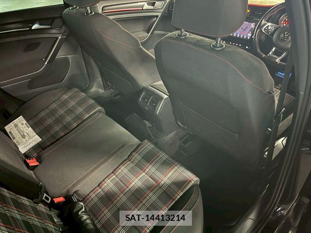 VolksWagen GOLF GTI 2014-11 7981568-9