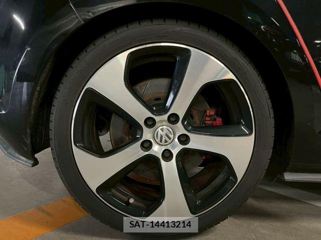 VolksWagen GOLF GTI 2014-11 7981568-22