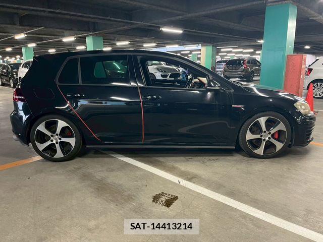 VolksWagen GOLF GTI 2014-11 7981568-8