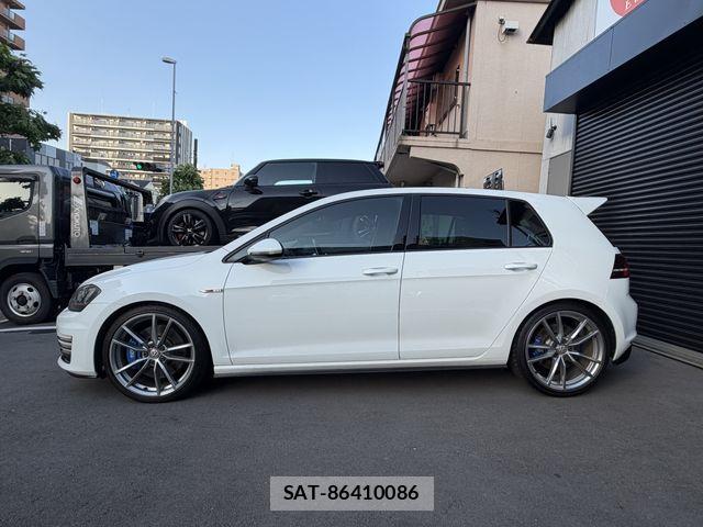 VolksWagen GOLF GTI 2014-11 8039173-1