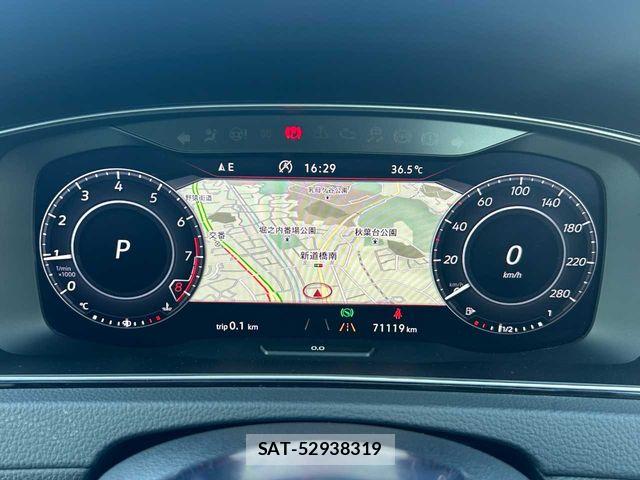 VolksWagen GOLF GTI 2017-12 8132990-18