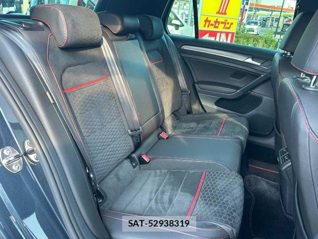 VolksWagen GOLF GTI 2017-12 8132990-25