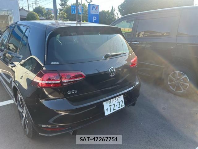 VolksWagen GOLF GTI 2015-12 8147008-12