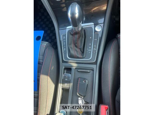 VolksWagen GOLF GTI 2015-12 8147008-18
