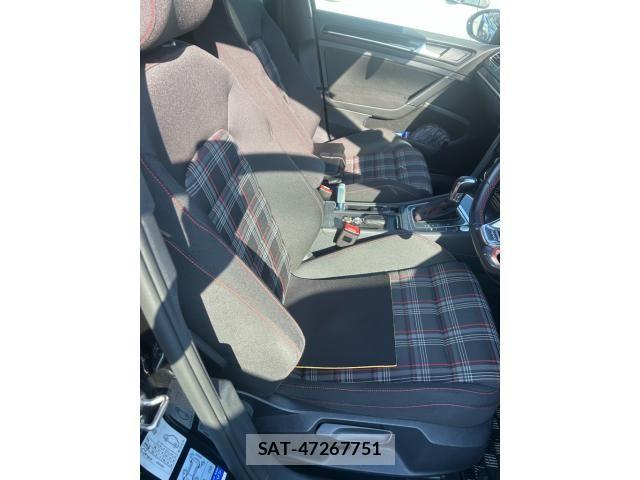 VolksWagen GOLF GTI 2015-12 8147008-8