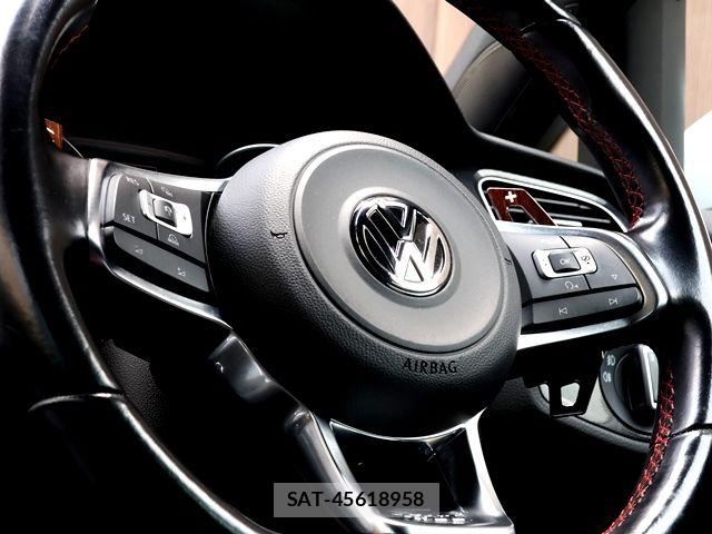 VolksWagen GOLF GTI 2015-11 8211008-16