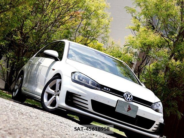 VolksWagen GOLF GTI 2015-11 8211008-3