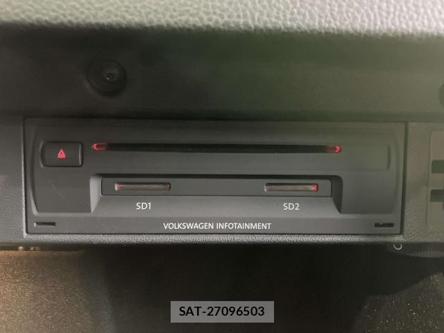 VolksWagen GOLF GTI 2017-08 8232402-9