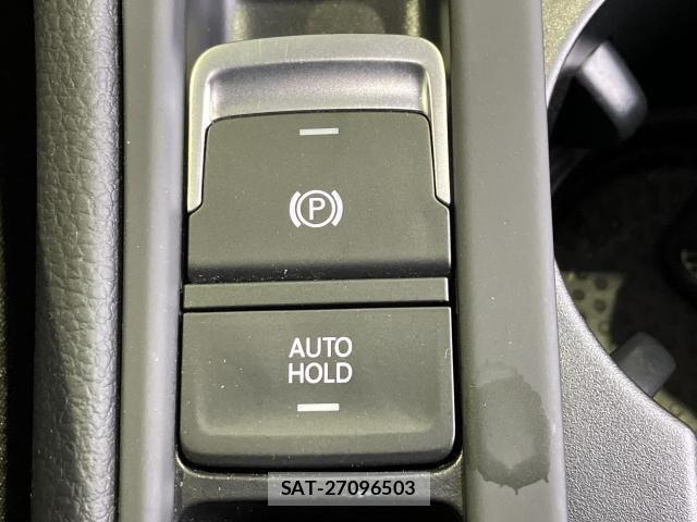 VolksWagen GOLF GTI 2017-08 8232402-14