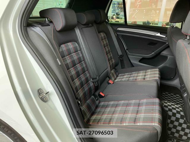VolksWagen GOLF GTI 2017-08 8232402-19