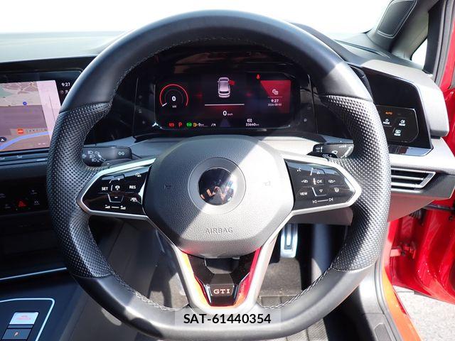 VolksWagen GOLF GTI 2022-01 8318069-10