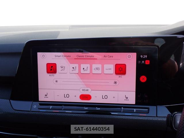 VolksWagen GOLF GTI 2022-01 8318069-20