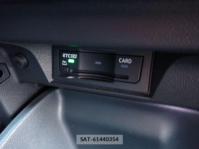 VolksWagen GOLF GTI 2022-01 8318069-26