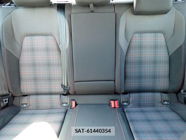 VolksWagen GOLF GTI 2022-01 8318069-27