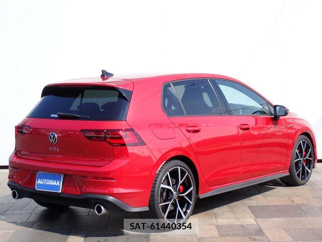 VolksWagen GOLF GTI 2022-01 8318069-2