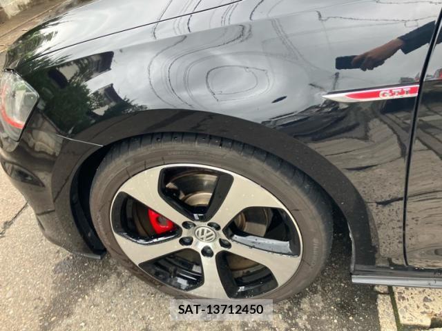 VolksWagen GOLF GTI 2014-10 8318075-7