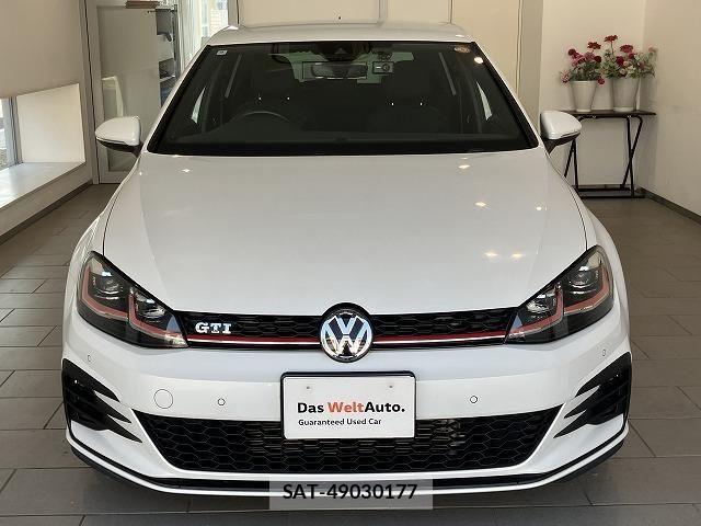 VolksWagen GOLF GTI 2018-09 8318070-13