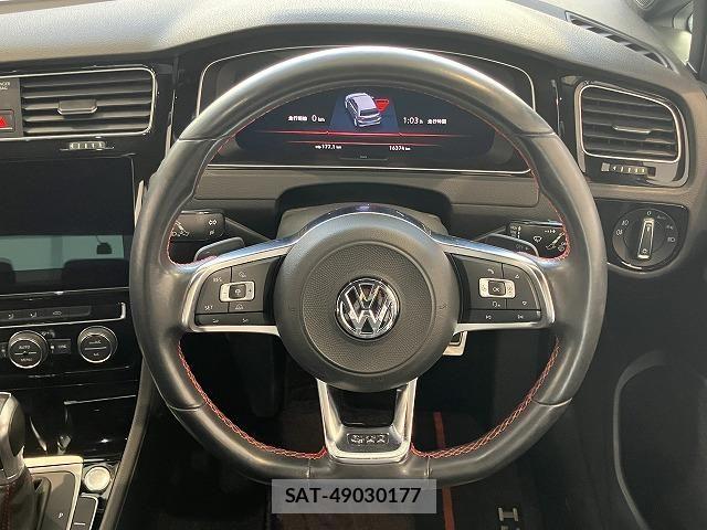 VolksWagen GOLF GTI 2018-09 8318070-28