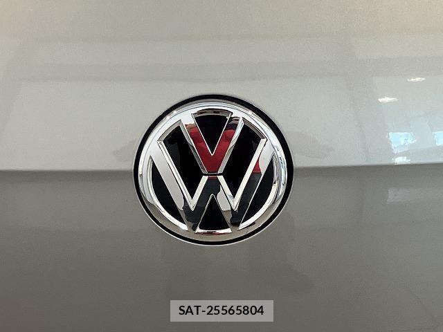 VolksWagen GOLF GTI 2018-05 8318071-24