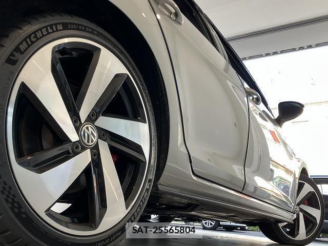 VolksWagen GOLF GTI 2018-05 8318071-8