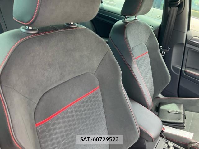 VolksWagen GOLF GTI 2017-12 8318073-13
