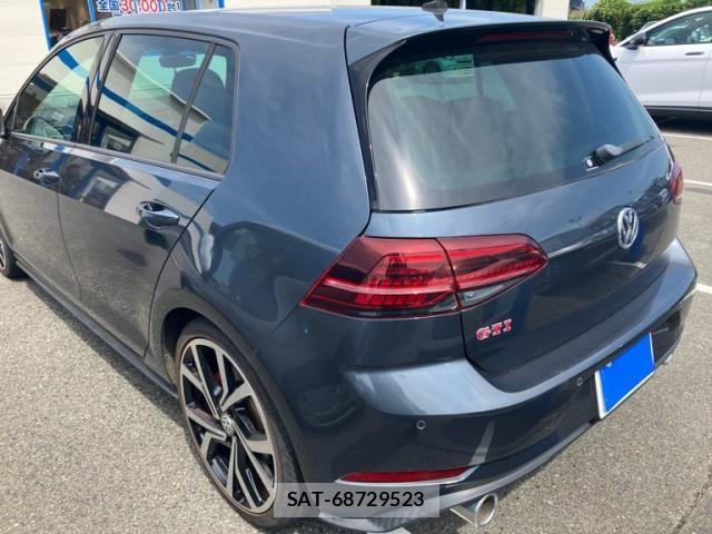 VolksWagen GOLF GTI 2017-12 8318073-3